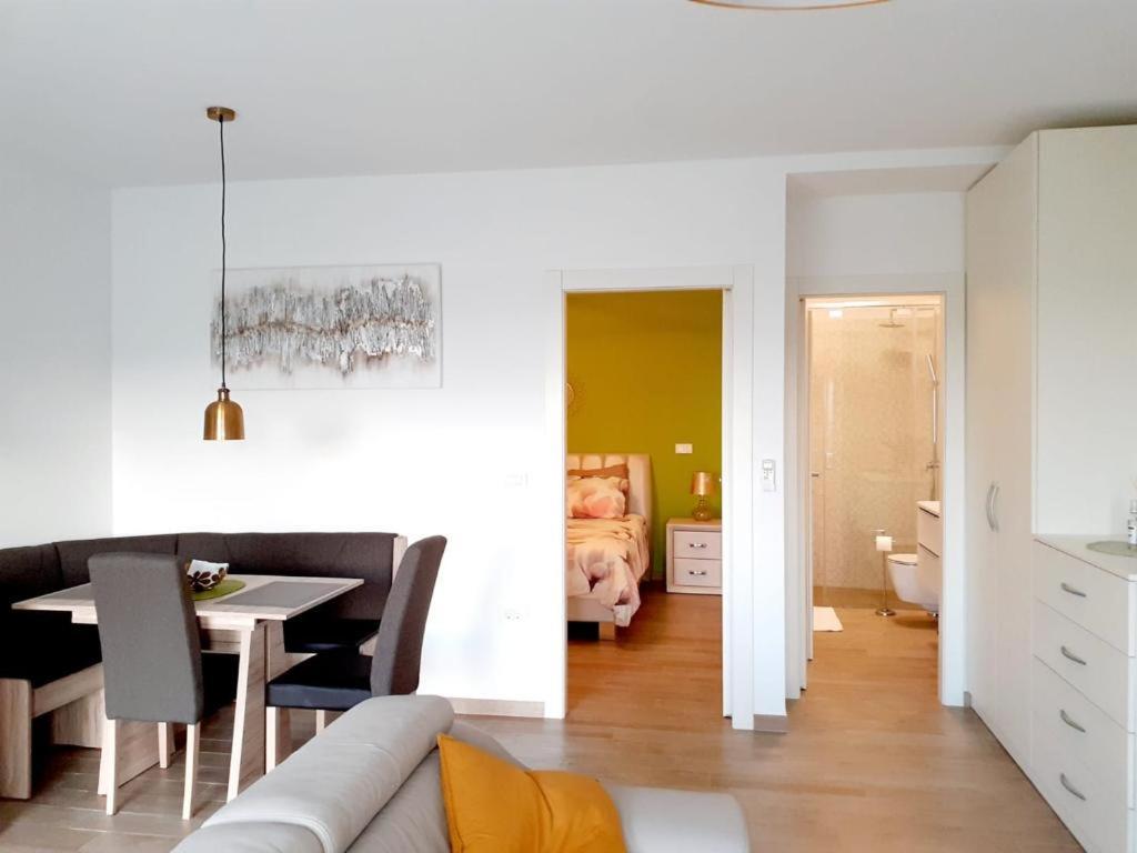 Apartment Nona Ervina Capodistria Esterno foto